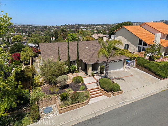 27951 Nevado, Mission Viejo CA: https://media.crmls.org/medias/39a18c04-b322-4e82-a979-f8ad80e9c7f2.jpg