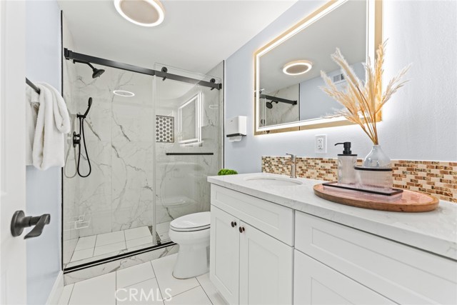 21492 Countryside Drive, Lake Forest CA: https://media.crmls.org/medias/39a1b99b-064c-4ed2-aeb1-c8b085cd6015.jpg