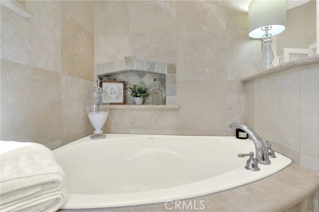 27076 Mill Pond W Road, Dana Point CA: https://media.crmls.org/medias/39a1fa1f-2a66-4ea5-9dd4-82c922922e69.jpg