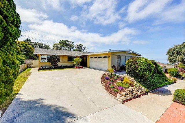 6940 Maycroft Drive, Rancho Palos Verdes, California 90275, 3 Bedrooms Bedrooms, ,2 BathroomsBathrooms,For Sale,Maycroft,SB21049914