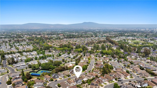 20 Whistling Isle, Irvine CA: https://media.crmls.org/medias/39a48a70-c6b2-49e3-8c12-509f6f58f55d.jpg