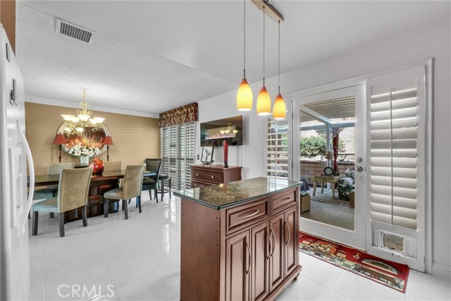 Detail Gallery Image 10 of 35 For 24464 Chippewa, Moreno Valley,  CA 92557 - 4 Beds | 2 Baths