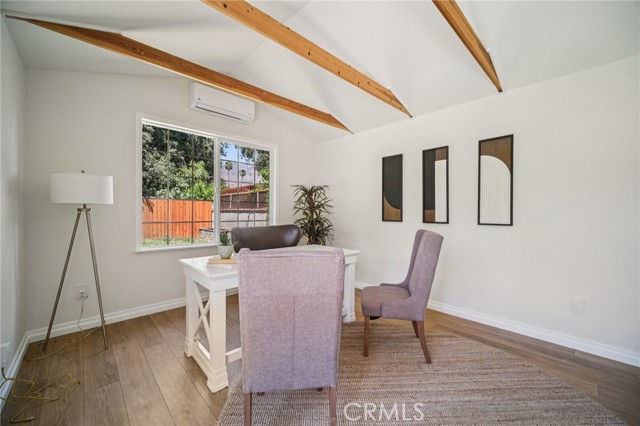 Detail Gallery Image 15 of 53 For 519 E Howard St, Pasadena,  CA 91104 - 3 Beds | 1/1 Baths