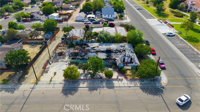 Detail Gallery Image 5 of 19 For 212 N 7th Ave, Avenal,  CA 93204 - 4 Beds | 2 Baths