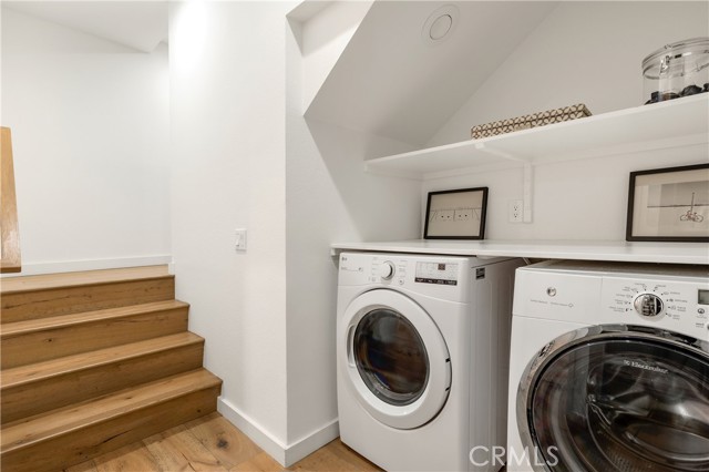 Detail Gallery Image 30 of 32 For 439 Camino De Las Colinas, Redondo Beach,  CA 90277 - 3 Beds | 2/1 Baths