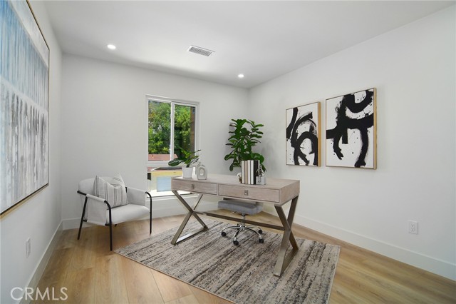 Detail Gallery Image 27 of 65 For 22284 Avenue San Luis, Woodland Hills,  CA 91364 - 6 Beds | 5/1 Baths