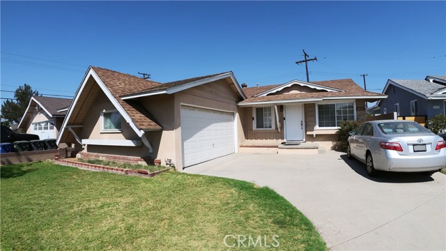 21006 Claretta Ave, Lakewood, CA 90715