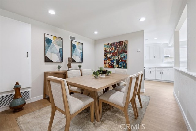 Detail Gallery Image 17 of 37 For 5704 Katherine St, Simi Valley,  CA 93063 - 5 Beds | 2 Baths
