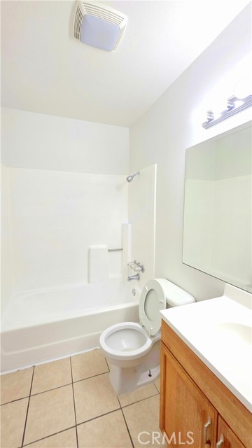 Detail Gallery Image 9 of 12 For 1049 W Francis St #F,  Ontario,  CA 91762 - 1 Beds | 1 Baths