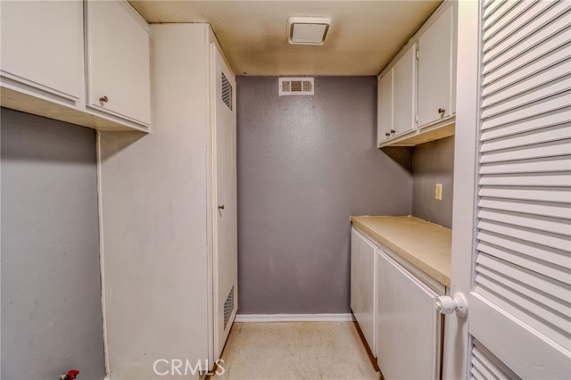 14738 Pioneer Boulevard, Norwalk CA: https://media.crmls.org/medias/39a8e9e8-d153-4cb3-96d3-2f58dacc1b5d.jpg