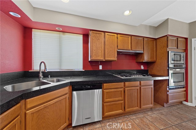 Detail Gallery Image 16 of 53 For 1279 Park, San Jacinto,  CA 92583 - 4 Beds | 2/1 Baths