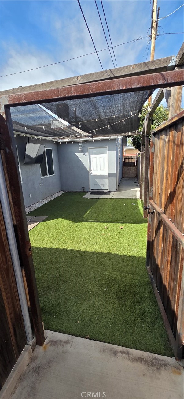 Detail Gallery Image 9 of 56 For 20237 Vanowen, Winnetka,  CA 91306 - 2 Beds | 1 Baths