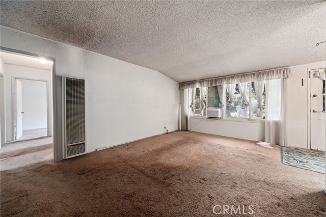 312 W 234th Place, Carson CA: https://media.crmls.org/medias/39a99ad2-01b8-4af1-a4e7-689f884ac8b8.jpg