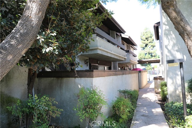 9600 Van Nuys BLVD Unit: 107