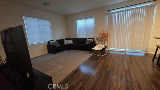 Detail Gallery Image 5 of 24 For 8745 Celebration St, Chino,  CA 91708 - 3 Beds | 2/1 Baths