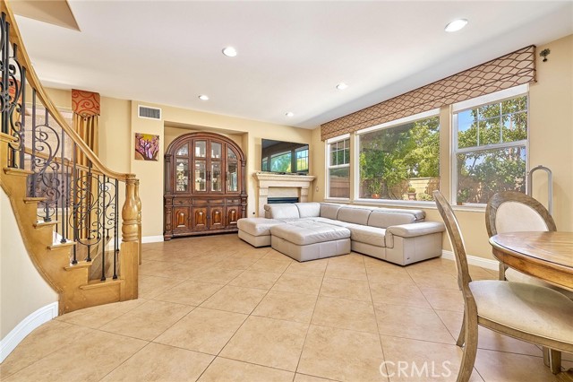 Detail Gallery Image 13 of 48 For 524 S Petunia, La Habra,  CA 90631 - 4 Beds | 3/1 Baths