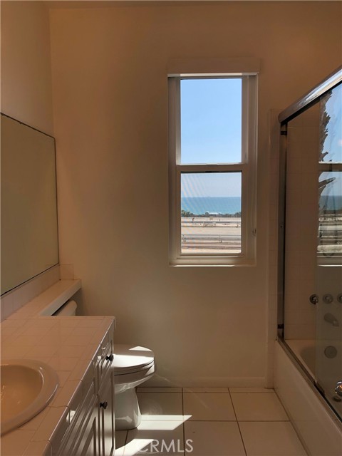 Detail Gallery Image 46 of 53 For 6267 Surfpoint Cir, Huntington Beach,  CA 92648 - 3 Beds | 2/1 Baths