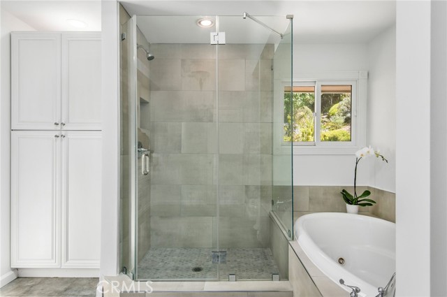 Detail Gallery Image 26 of 38 For 431 Nyes Pl, Laguna Beach,  CA 92651 - 4 Beds | 3/1 Baths