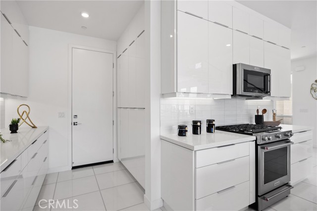 Detail Gallery Image 5 of 32 For 920 Galaxy Dr, Palm Springs,  CA 92264 - 2 Beds | 2/1 Baths