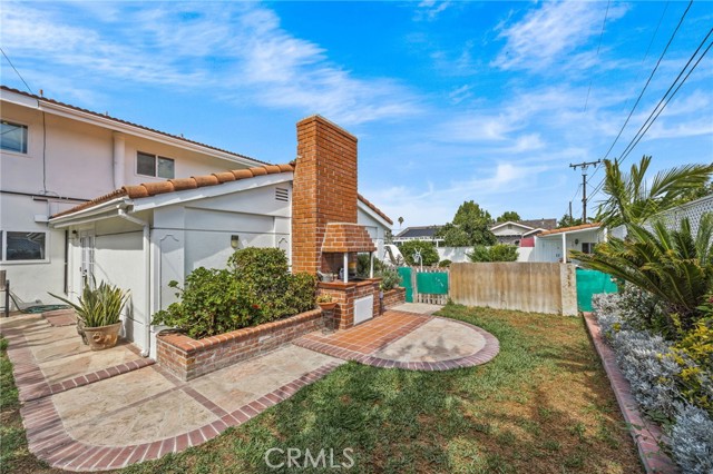 11432 Pollard Drive, Garden Grove CA: https://media.crmls.org/medias/39abf832-4491-4b66-8406-787d4562f27c.jpg