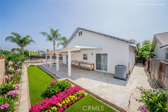 7404 Marshall Court, Highland CA: https://media.crmls.org/medias/39acaf2d-e3b5-4f39-babd-b59c2a737151.jpg