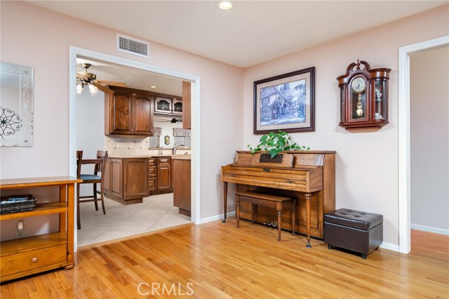 604 Lyford Drive photo 8