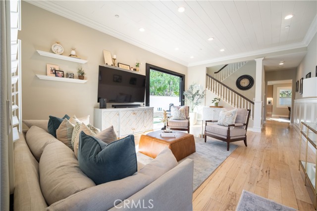 Front Image Thumbnail for CRNP26228737