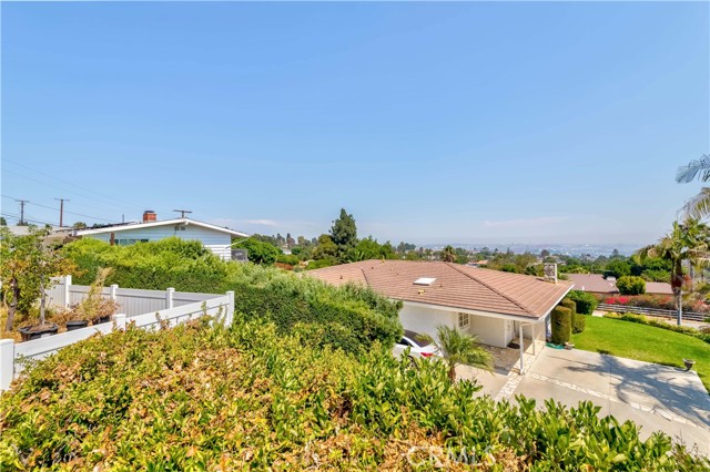 2011 Suana Drive, Rancho Palos Verdes, California 90275, 3 Bedrooms Bedrooms, ,2 BathroomsBathrooms,Residential,Sold,Suana,SB24187630