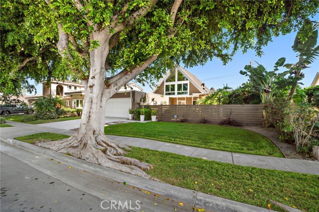 9168 El Azul Circle, Fountain Valley CA: https://media.crmls.org/medias/39aefd47-3257-44db-8d8c-4599148f3743.jpg