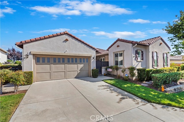 Detail Gallery Image 3 of 57 For 8808 Larkspur Dr, Corona,  CA 92883 - 3 Beds | 3/1 Baths