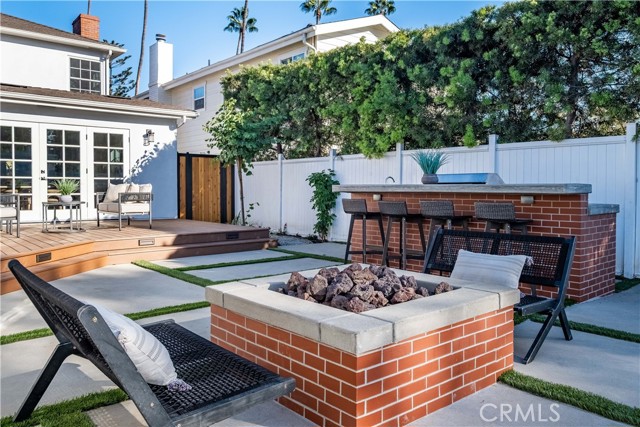 Detail Gallery Image 50 of 66 For 4001 4001 Pine, Long Beach,  CA 90807 - 5 Beds | 5 Baths