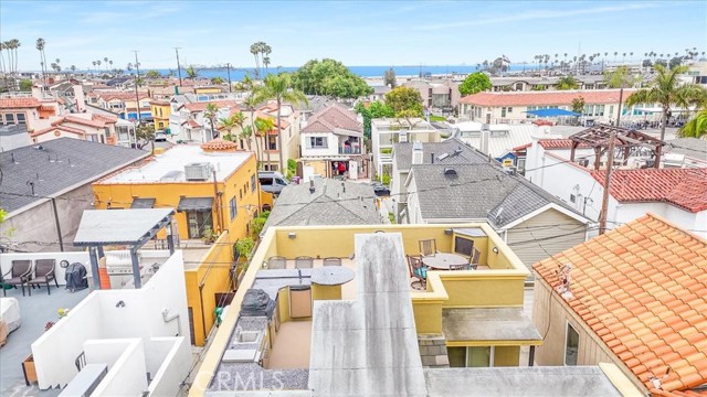 Detail Gallery Image 58 of 75 For 5580 E Saint Irmo Walk, Long Beach,  CA 90803 - 3 Beds | 2/1 Baths