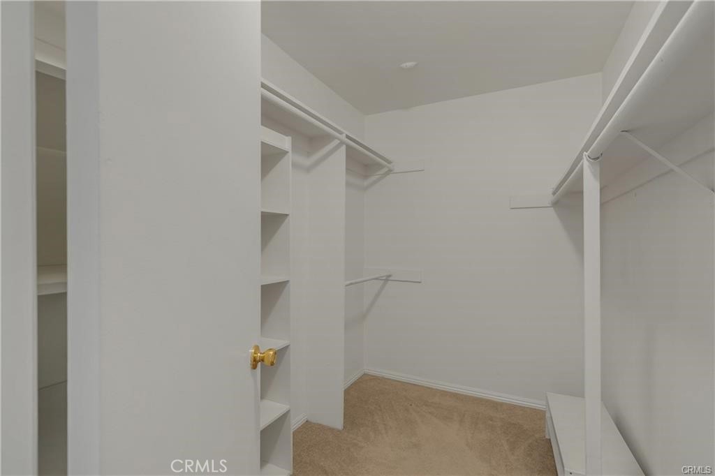 https://media.crmls.org/medias/39b092d5-d590-46cc-8e2b-4e6f57a76bdc.jpg?preset=X-Large