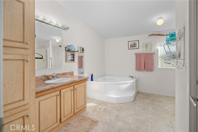 Detail Gallery Image 19 of 39 For 25926 W Avenue B4, Lancaster,  CA 93536 - 3 Beds | 2 Baths