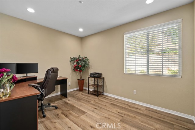 Detail Gallery Image 14 of 45 For 5073 Snowberry Dr, Fontana,  CA 92336 - 5 Beds | 4/1 Baths