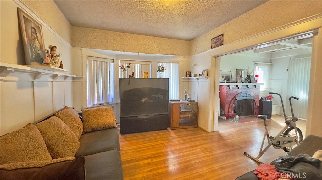 MLS #WS25065101 img 16