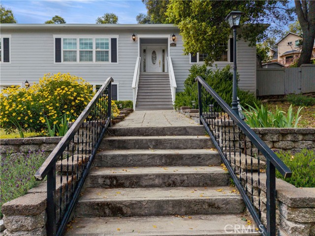 Detail Gallery Image 8 of 71 For 2717 Buckingham Dr, Kelseyville,  CA 95451 - 3 Beds | 3/1 Baths