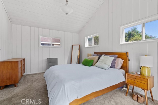 8944 Darby Avenue photo 16