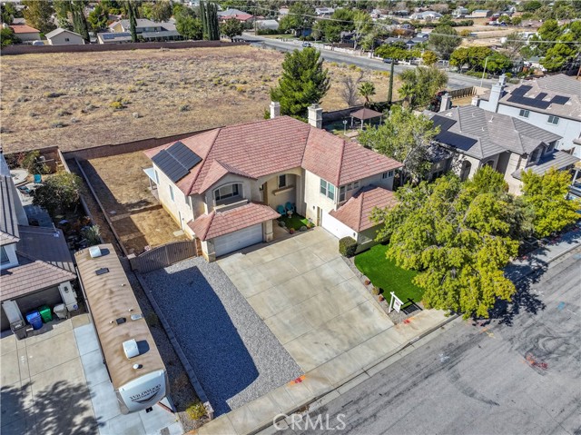 Detail Gallery Image 5 of 27 For 41541 Ventana Dr, Palmdale,  CA 93551 - 5 Beds | 4/1 Baths