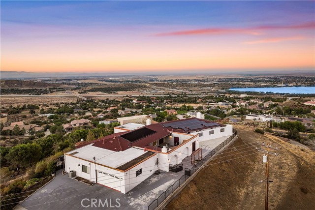 Detail Gallery Image 7 of 74 For 645 Lakeview Dr, Palmdale,  CA 93551 - 5 Beds | 3/1 Baths