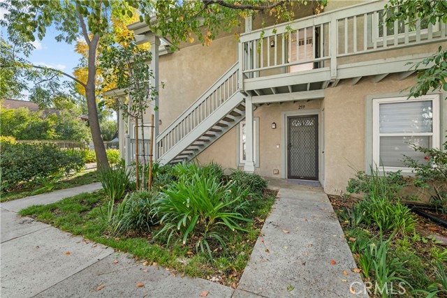 Detail Gallery Image 1 of 42 For 7120 Carlson Cir #264,  Canoga Park,  CA 91303 - 1 Beds | 1 Baths