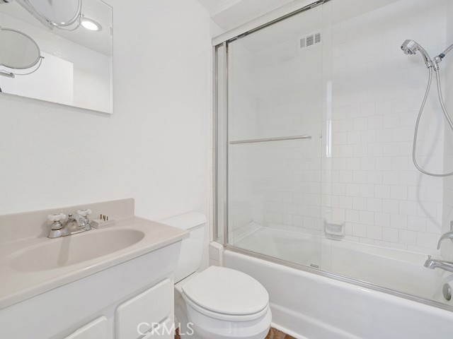 Detail Gallery Image 17 of 18 For 907 E Balboa Bld a,  Newport Beach,  CA 92661 - 3 Beds | 2 Baths