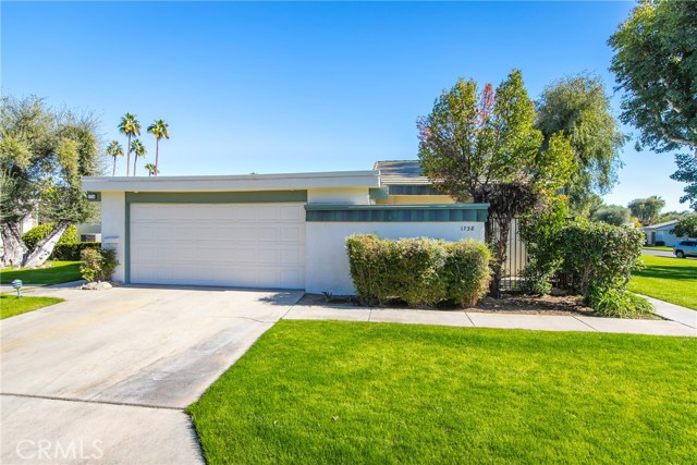 Image 3 for 1738  W Grand Bahama CIR 550