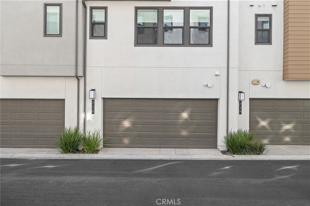 MLS #OC25238105 image #32