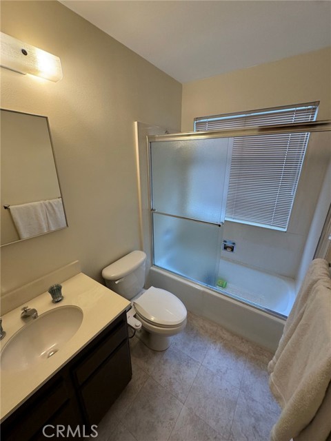 Image 32 of 52 For 30371 Sparkle