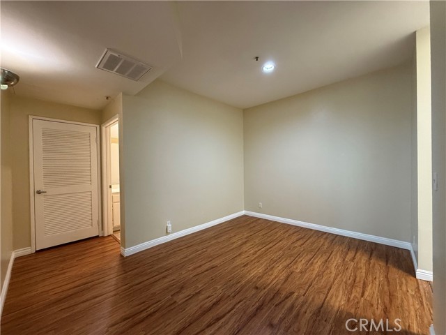 Detail Gallery Image 6 of 35 For 500 S Berendo St #302,  Los Angeles,  CA 90020 - 3 Beds | 2 Baths