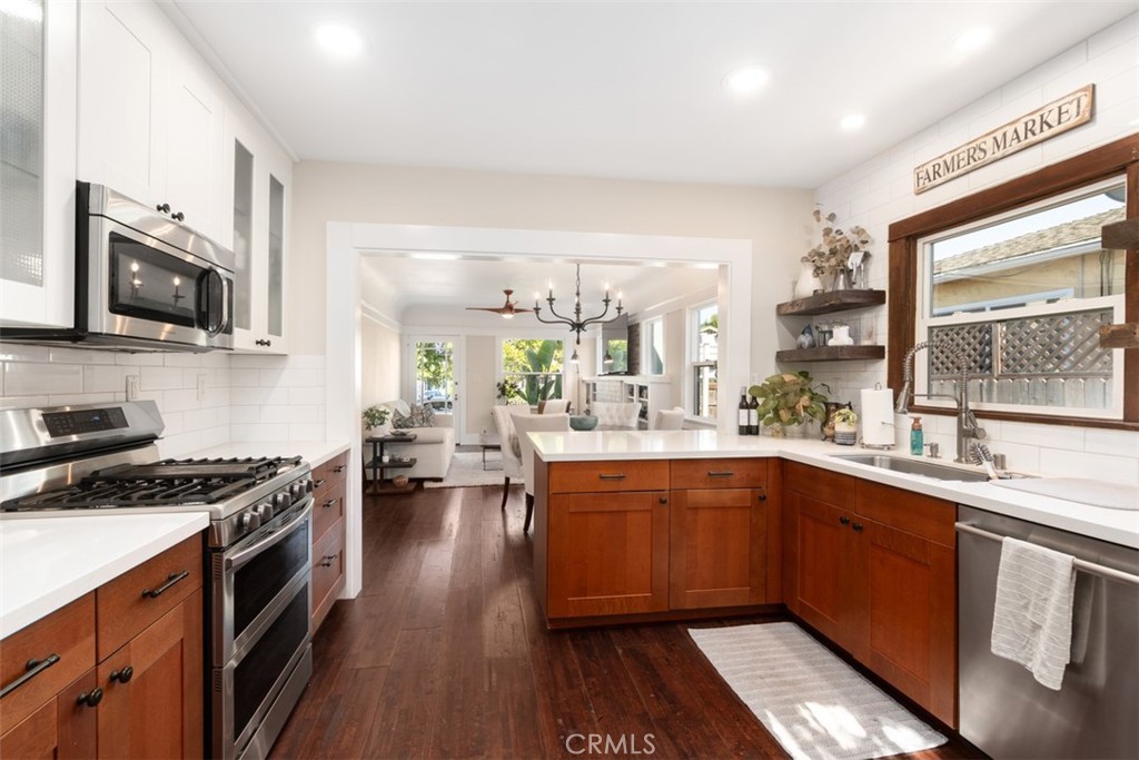 3390 Herman Avenue - photo 9