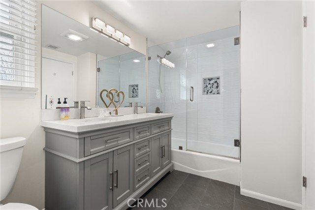 Detail Gallery Image 13 of 22 For 15936 Osborne St, North Hills,  CA 91343 - 3 Beds | 2 Baths
