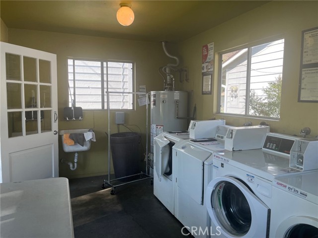 Detail Gallery Image 21 of 24 For 150 E Lakeshore Dr #65,  Lake Elsinore,  CA 92530 - 1 Beds | 1 Baths