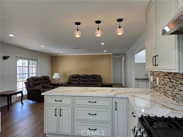 Detail Gallery Image 5 of 20 For 24224 Welby Way, West Hills,  CA 91307 - 0 Beds | 1 Baths